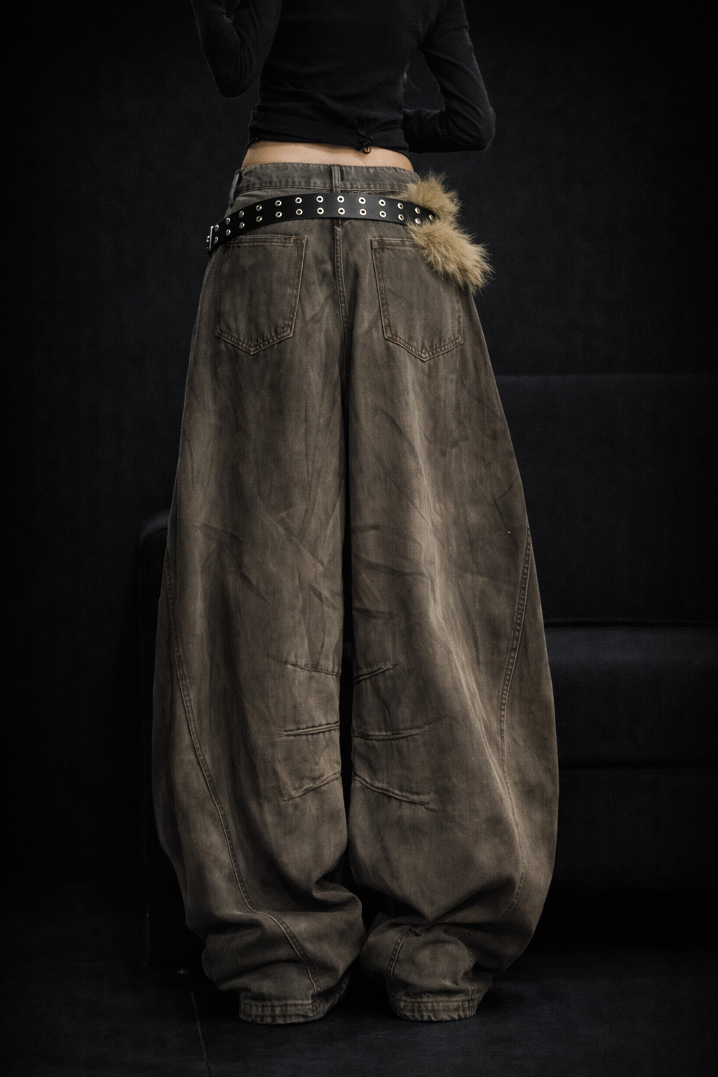 Deadstock Y2K Wide-Leg Khaki Cargo Jeans